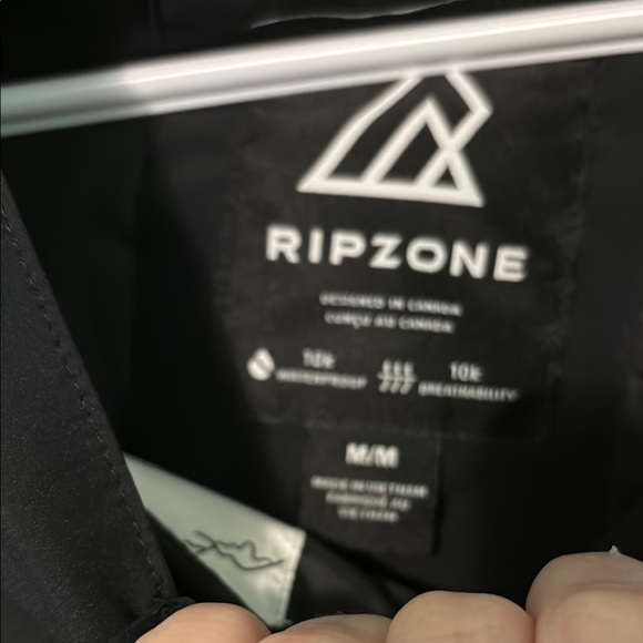 Kids Ripzone snow pants - Boys size medium - Picture 2 of 3